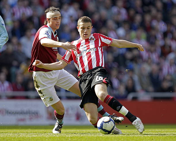 表现闻名 表现闻名