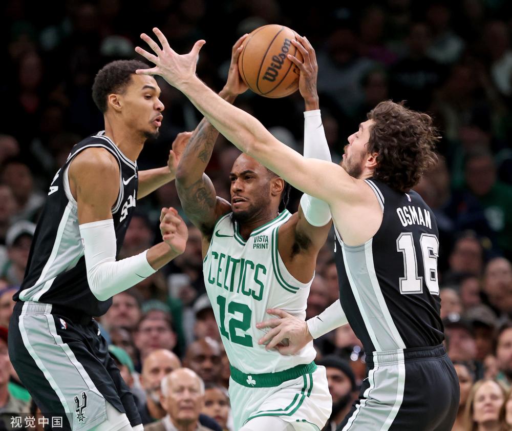 与他搭档的 与他搭档的