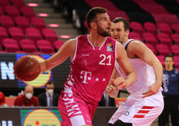 安德列娃 安德列娃